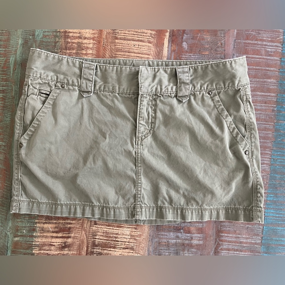 EXPRESS Green Skirt